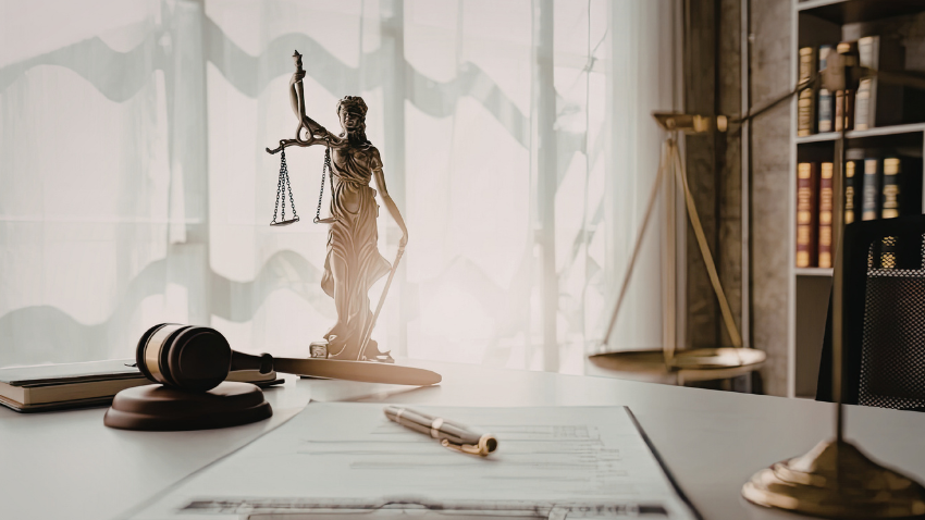 Loyers impayés à Marseille : quand et comment faire intervenir un huissier (commissaire de justice)