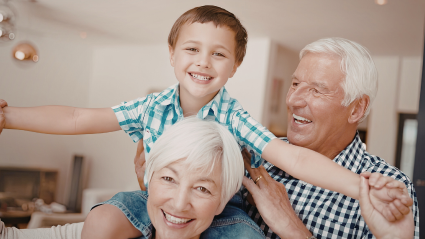 Droits des grands-parents à Marseille : que faire si vous ne voyez plus vos petits-enfants ?